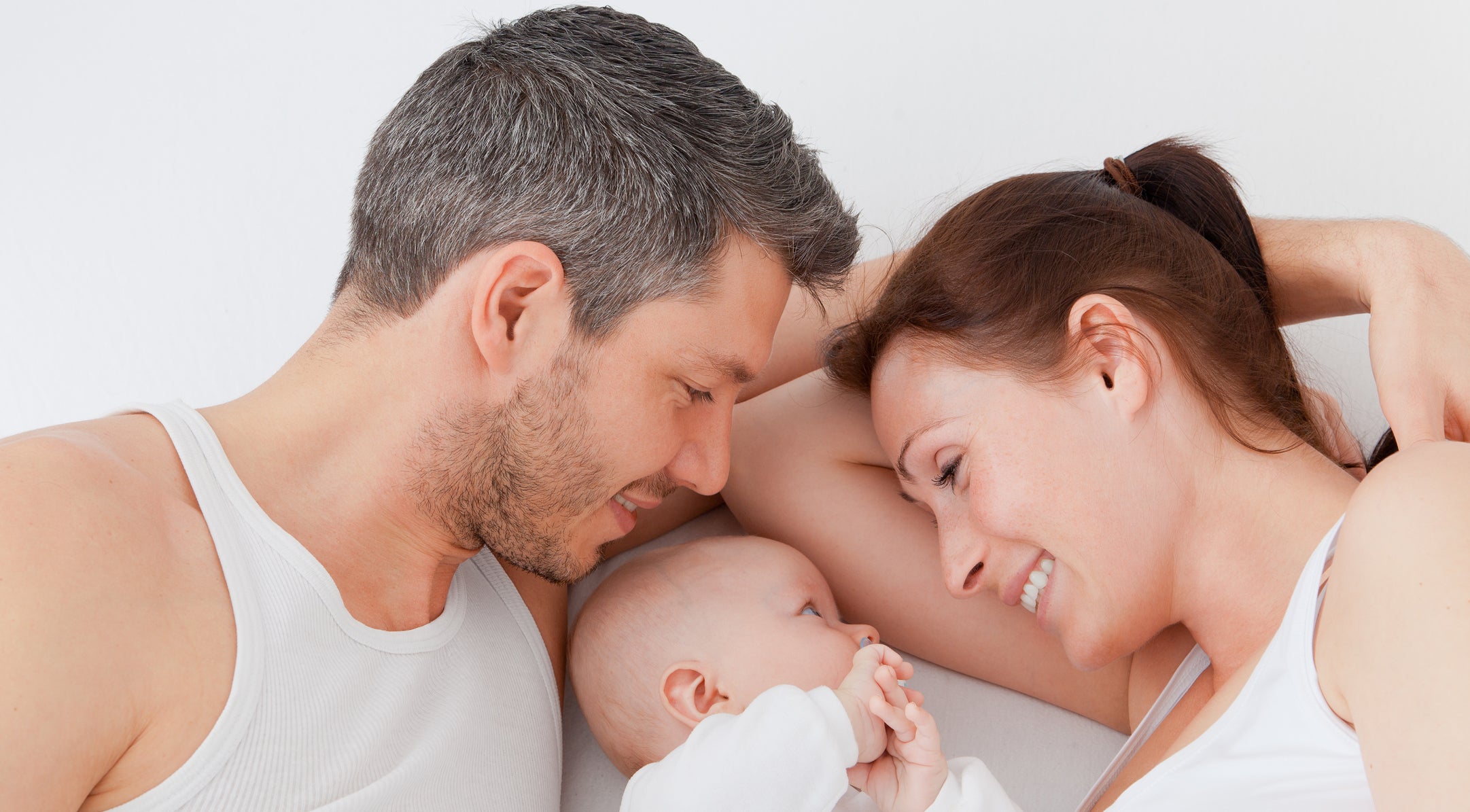 Father's Day: Dads & Nursing Bras Simplify Breastfeeding