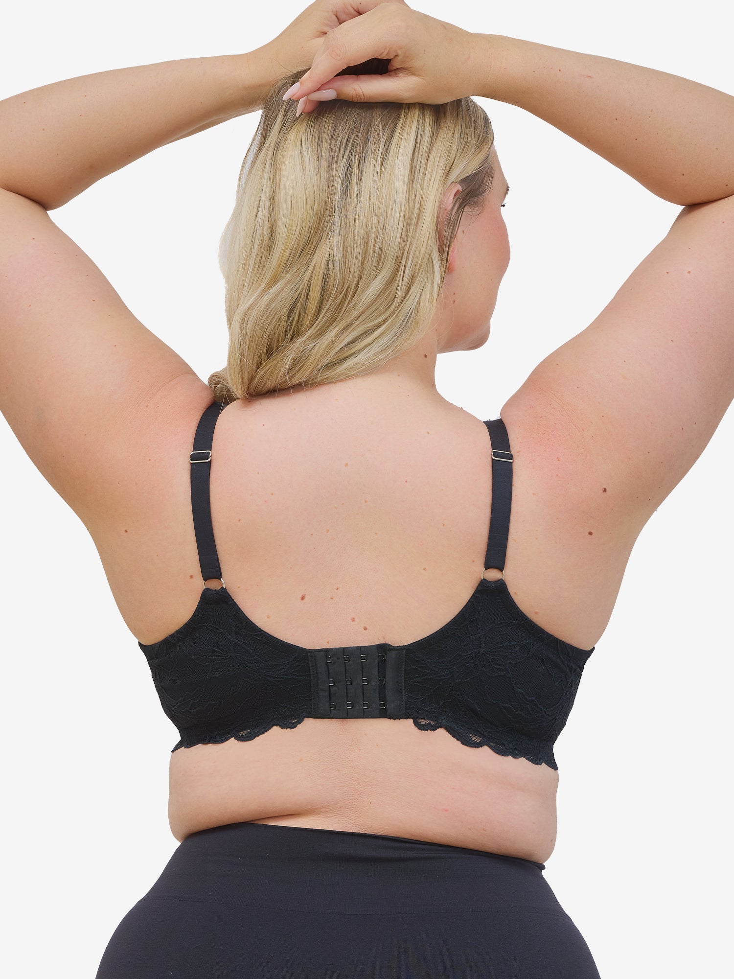 The Willow - Lightly Padded Lace Plunge Underwire Bra - Black,40A