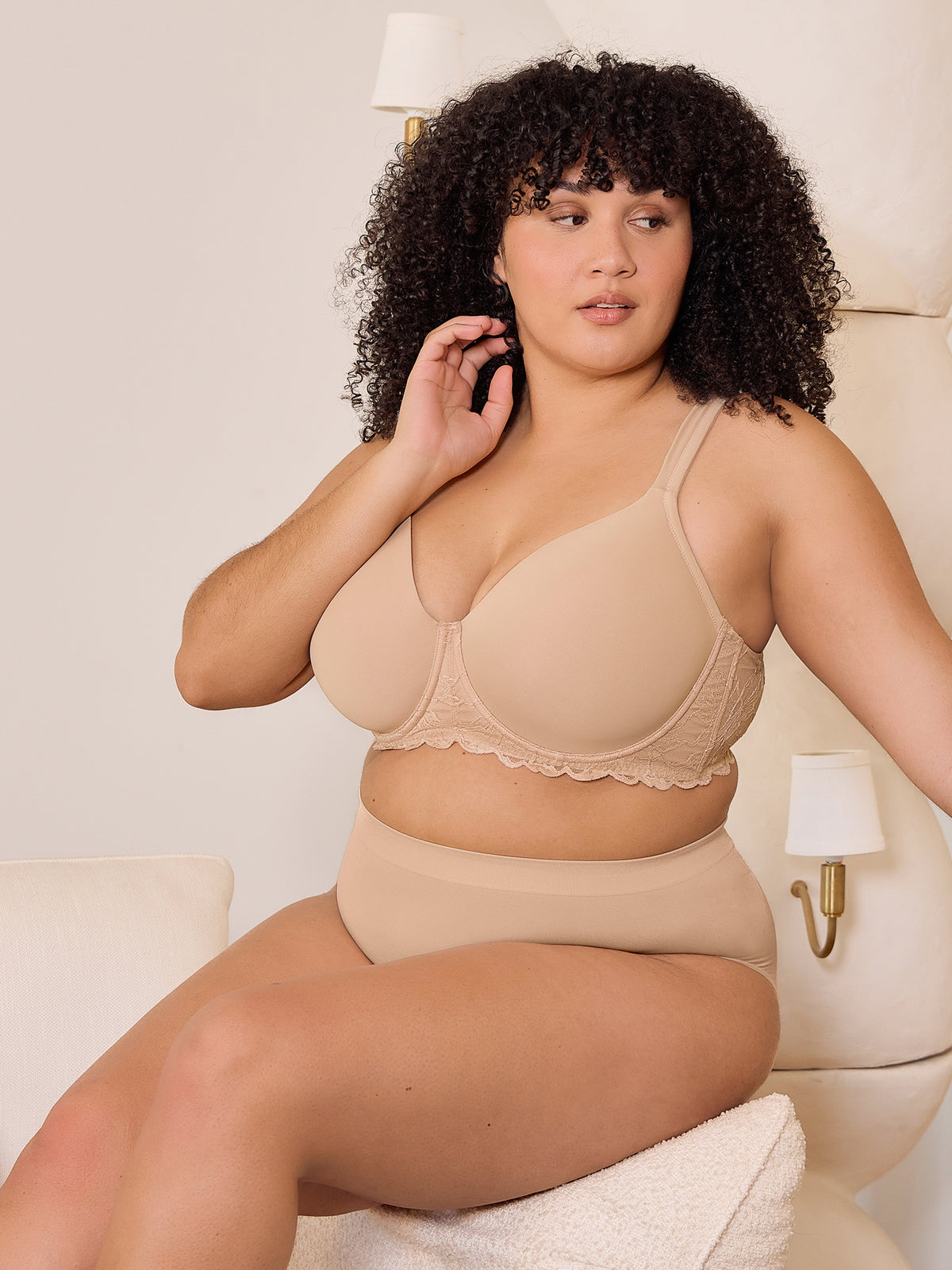 The Chloe - Lace Band Lightly Padded Underwire T-Shirt Bra - Sand,38A