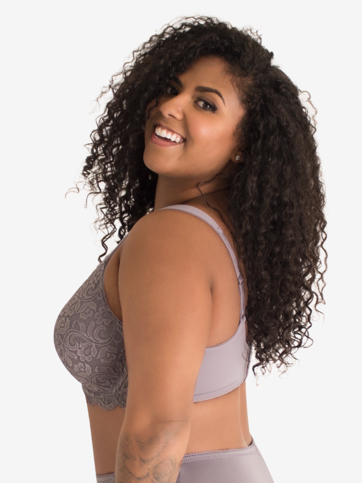 Side view of scalloped lace underwire bra in dusty lavender