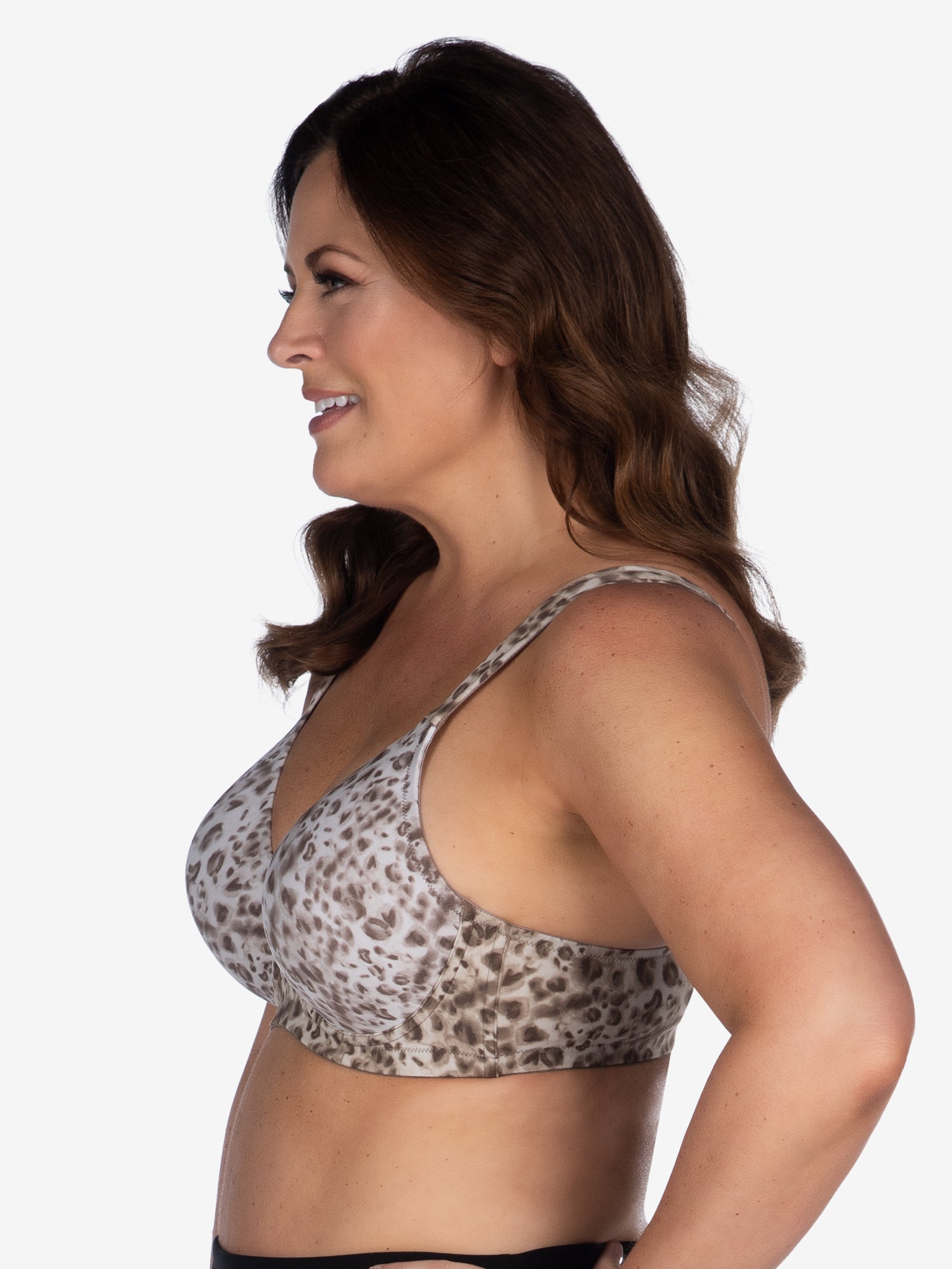 Side view of full coverage underwire padded bra in water color leopard