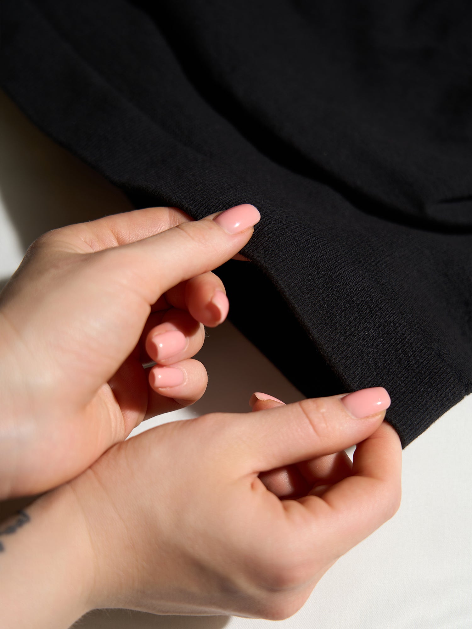 Bump and Back Maternity Belly Support Band - Jet Black,M