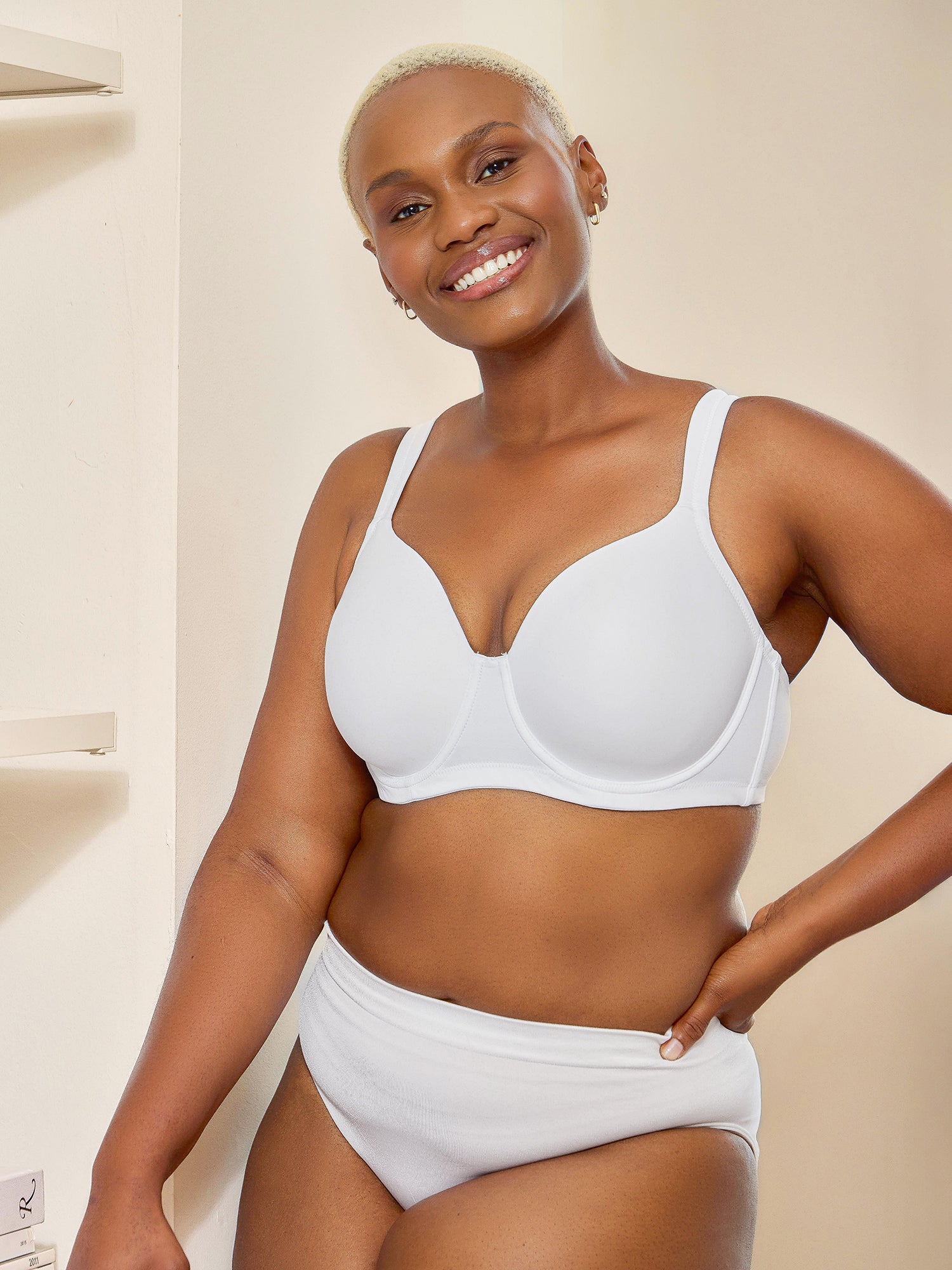 The Brigitte Full Coverage - Padded Underwire T-Shirt Bra - White,36A
