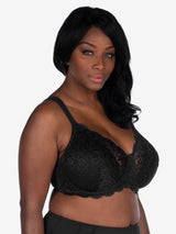 Back view of scalloped lace underwire bra in black