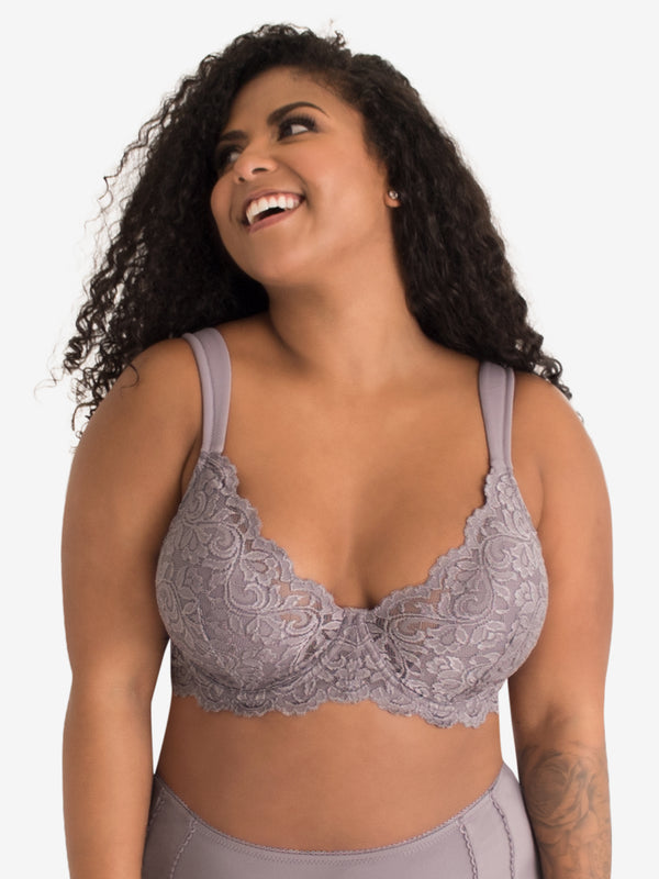 Front view of scalloped lace underwire bra in dusty lavender